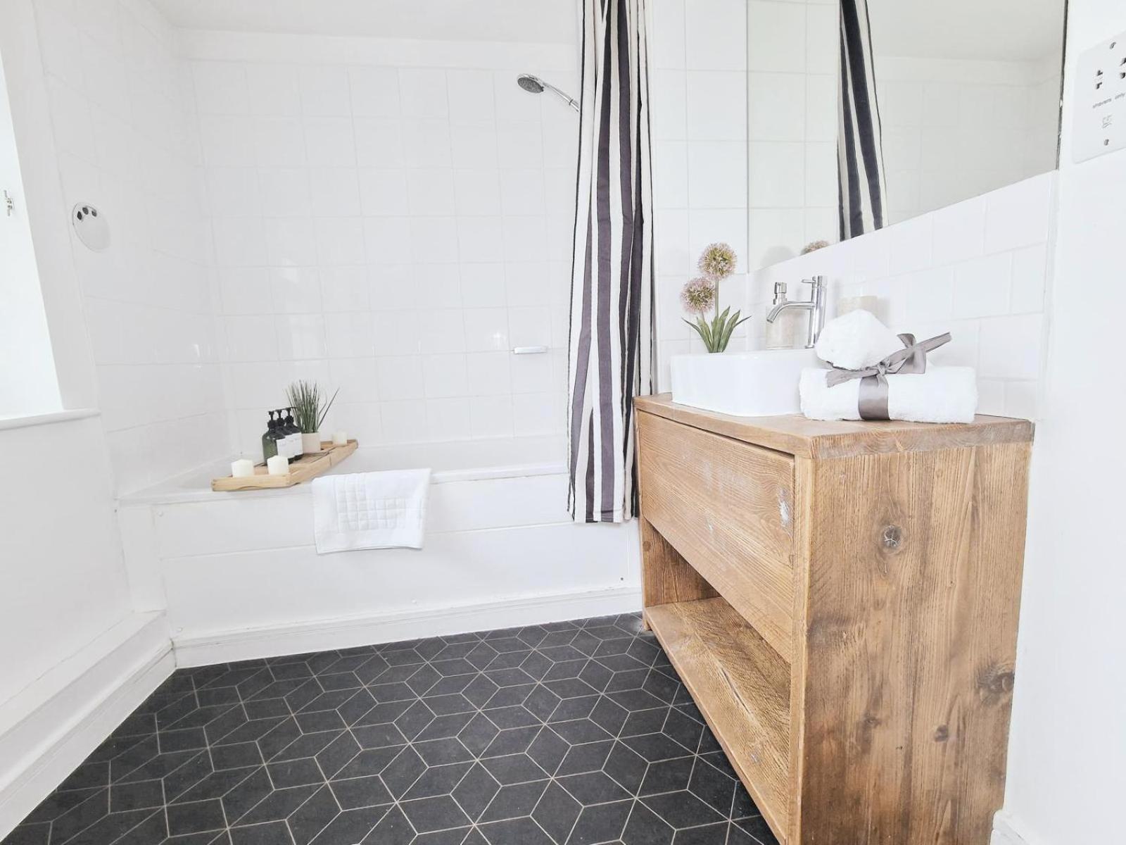 Apartamento Kings Cross Station 1 Bed Flat For 4 *